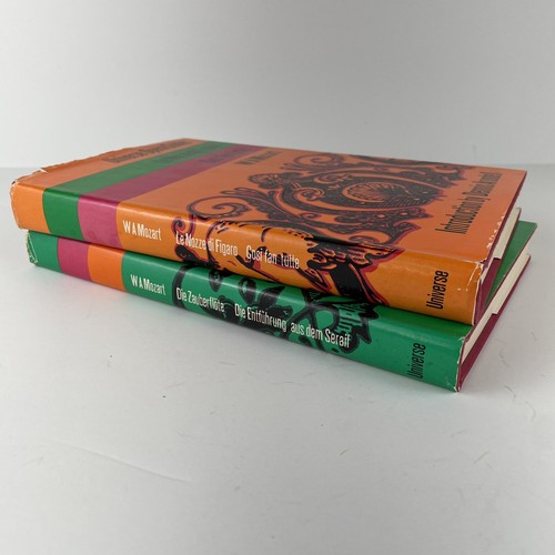 Universe Opera Guides Mozart 2 Volumes Hardcover 1st Ed 1971 Magic Flute Figaro - Picture 2 of 11