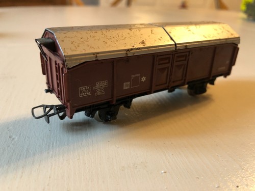 HORNBY ÉCHELLE O wagon TOMBEREAU evec VIGIE EUR 15,50
