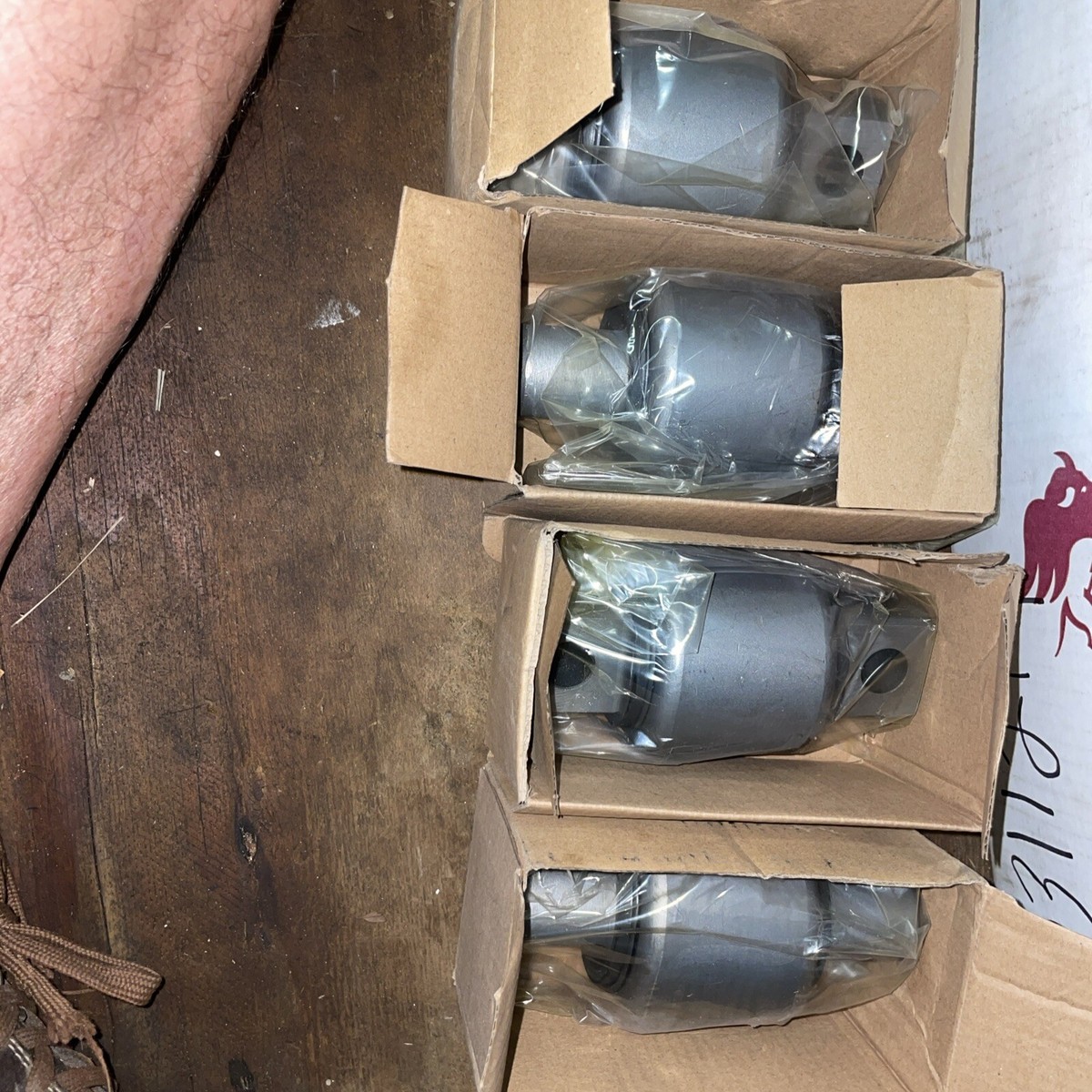 set of 4 Torque Rod Bushing kenworth peterbilt mack 227720