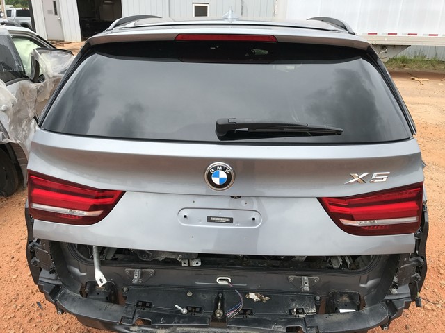 Trunklid open bmw x5