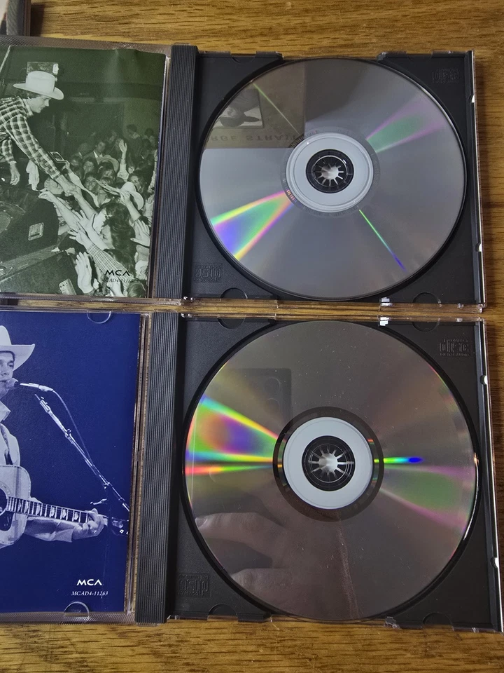 CD Box Set George Strait Out of the Box 4 Discs and Book Foto 2 de 4