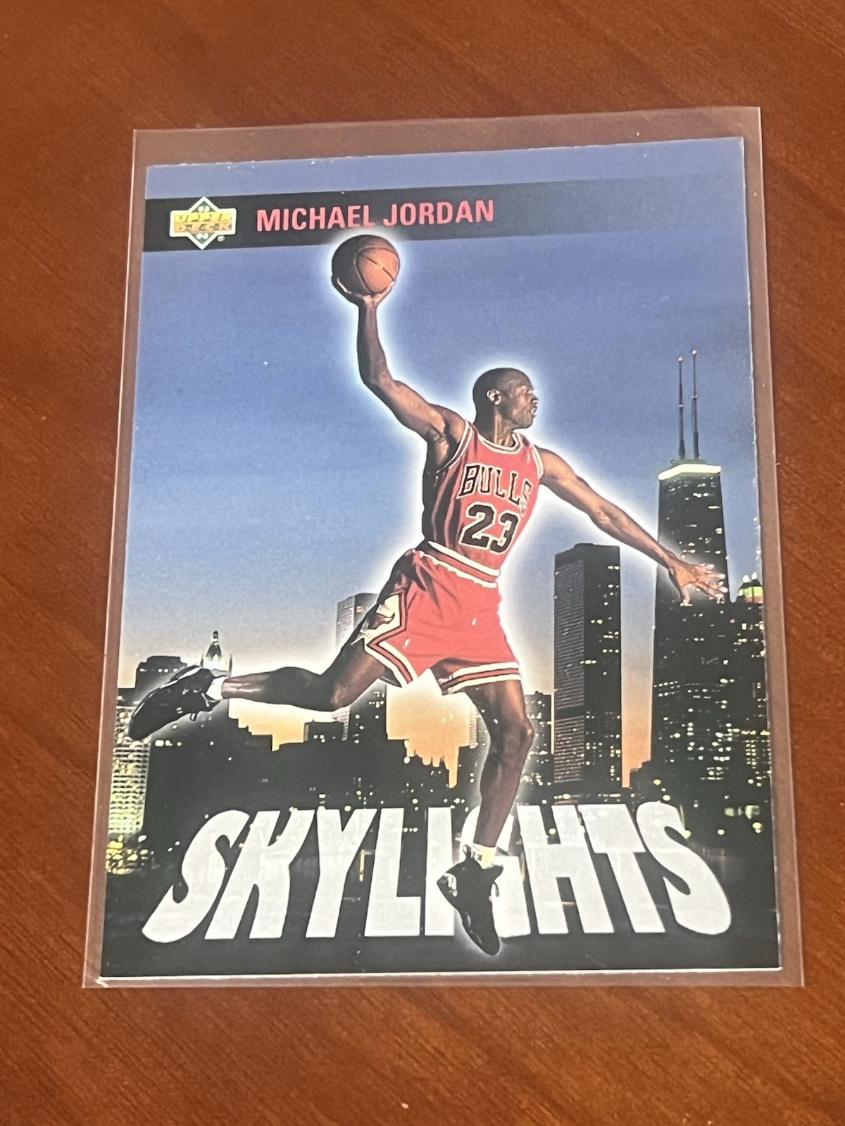 Michael Jordan 1993-94 Upper Deck Skylights #466 (excellent condition)