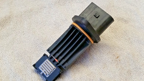 Audi A6 C5 Avant AKN Pierburg Luftmassenmesser Pierburg 7.22684.10.0