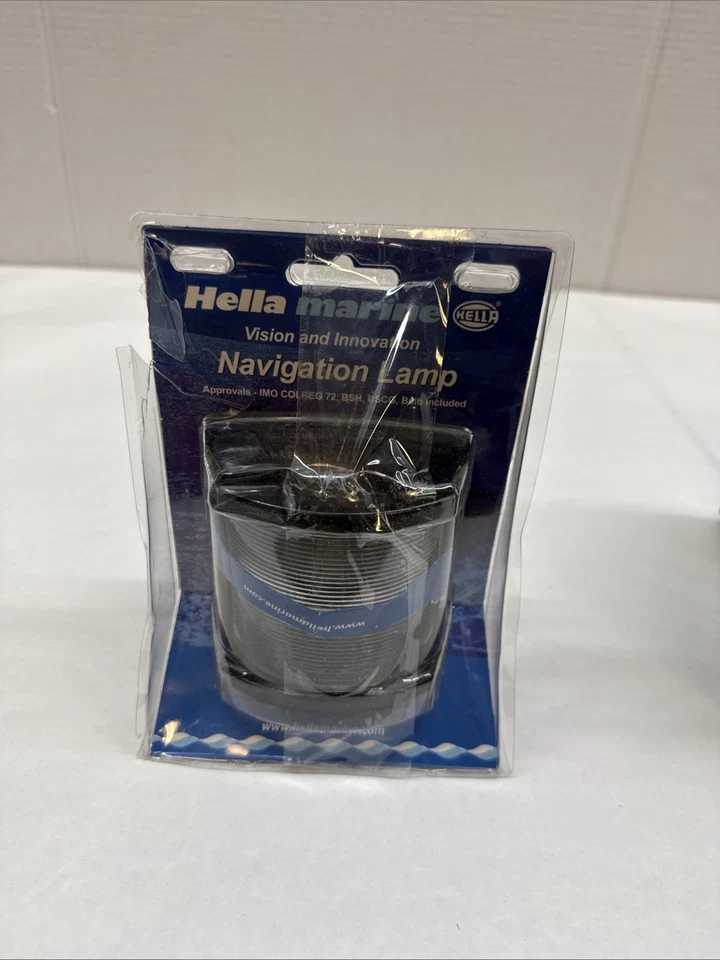 Кормовой навигационный фонарь Hella Marine 18717867 — лампа накаливания — 2 нм — черный - Изображение 2 из 3