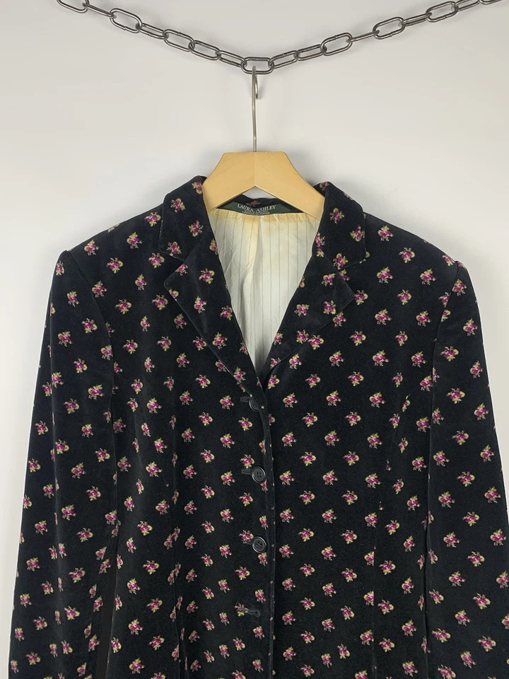 Abrigo Largo Vintage Laura Ashley Floral Terciopelo Damas Talla UK 12 Raro Diseñador Años 90 Foto 2 de 4