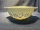 Vintage Pyrex Colonial Mist 2.5 Quart Mixing Bowl #443