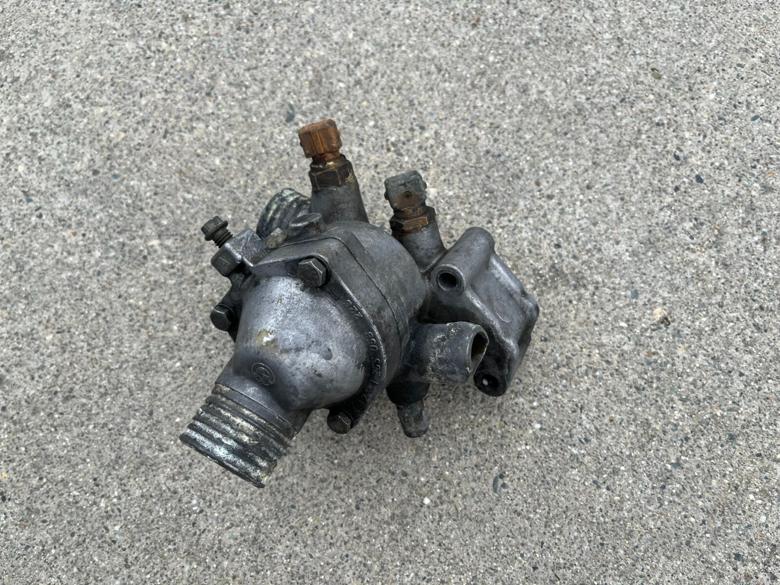 19871991 BMW E30 325i M20 6Cylinder Thermostat Housing COMPLETE OEM