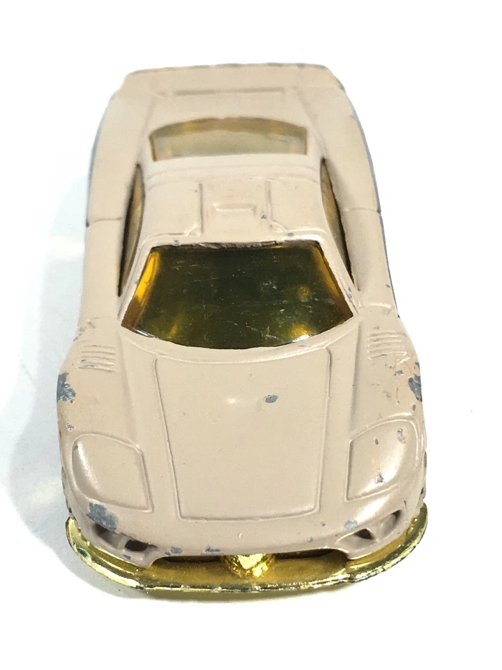 Hot Wheels Saleen S7 camuflagem 2007 bronzeado ouro chama 07 carro de corrida brinquedo tom dourado - Imagem 3 de 4