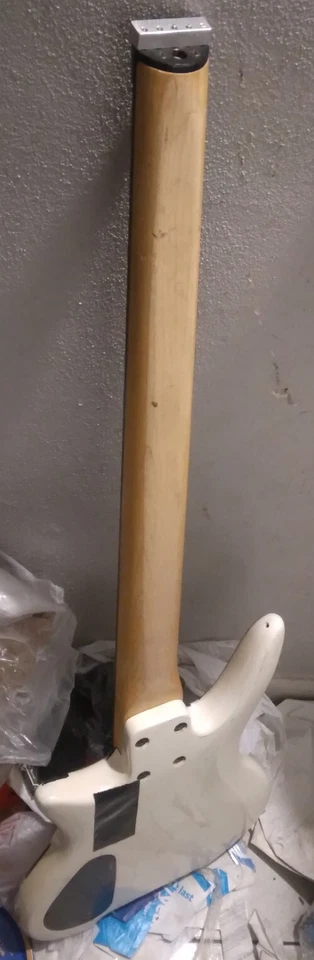 Steinberger System Electric Guitar Black and White Sp 9114834 - Image 2 of 4