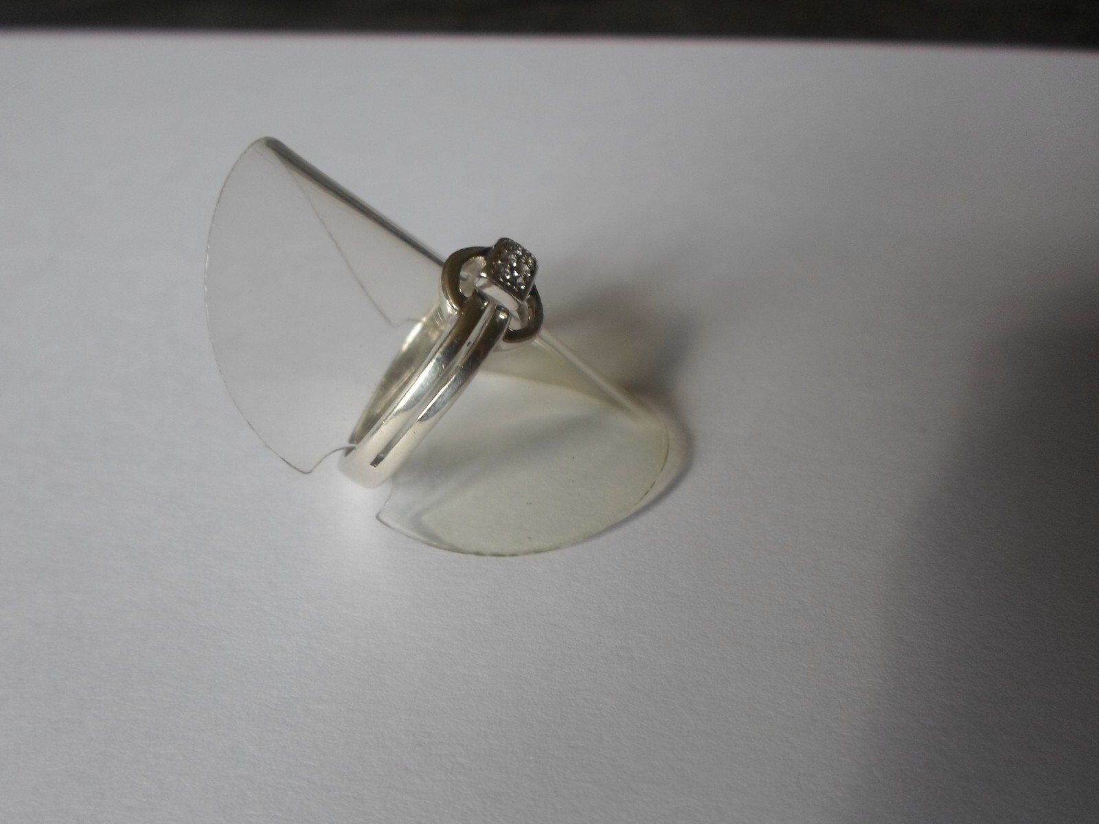 solid silver ring, openwork circle, zirconiums, s… - image 6