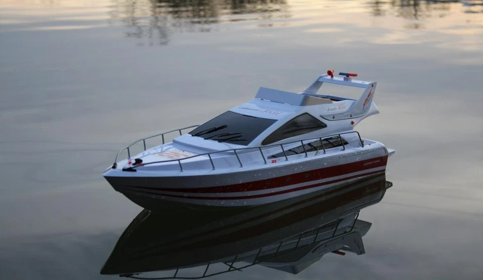 RC 2,4 Ghz. ATLANTIC YACHT ferngesteuertes Schiff Boot Rennboot RTR - Bild 2 von 4