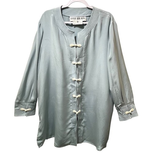 Camisa para mujer Lulu Bravo Saks Fifth Avenue nudo azul claro con botones, 100 % seda, 3X