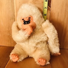 RUSS BERRIE 8  GONGA CREME THUMB SUCKING MONKEY STUFFED ANIMAL PLUSH TOY  B-21