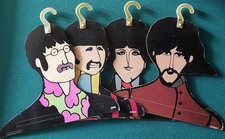 VINTAGE BEATLES YELLOW SUBMARINE CLOTHES HANGER SET 1968 - KING FEATURES - SUBA