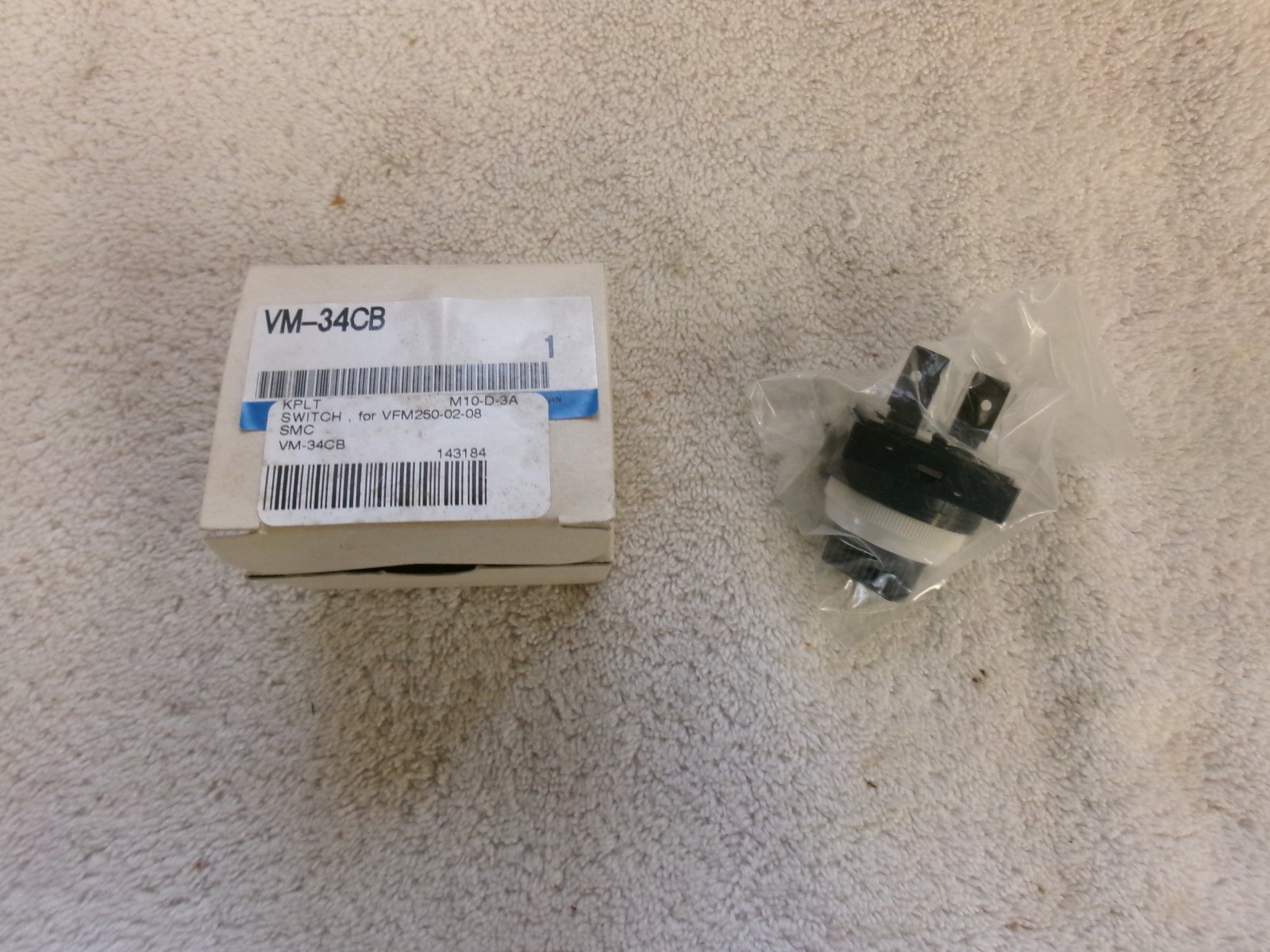 NIB SMC Selector Switch VM-34CB