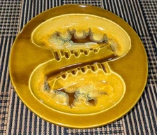 Vintage Haeger Royal Pottery #2011 Yellow Golden Pottery Ashtray 8” Mid Century 