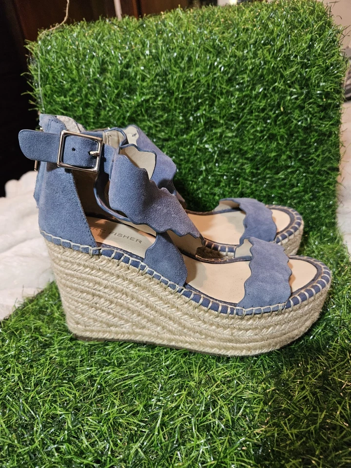 Marc Fisher Womens Calita Blue Wedge Sandals Platforms 6 M - Image 3 of 4