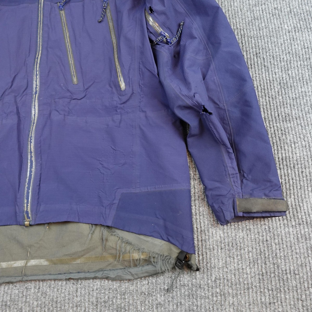 Vintage Arcteryx Theta AR Jacket Mens Large Goretex Ski Shell Gold