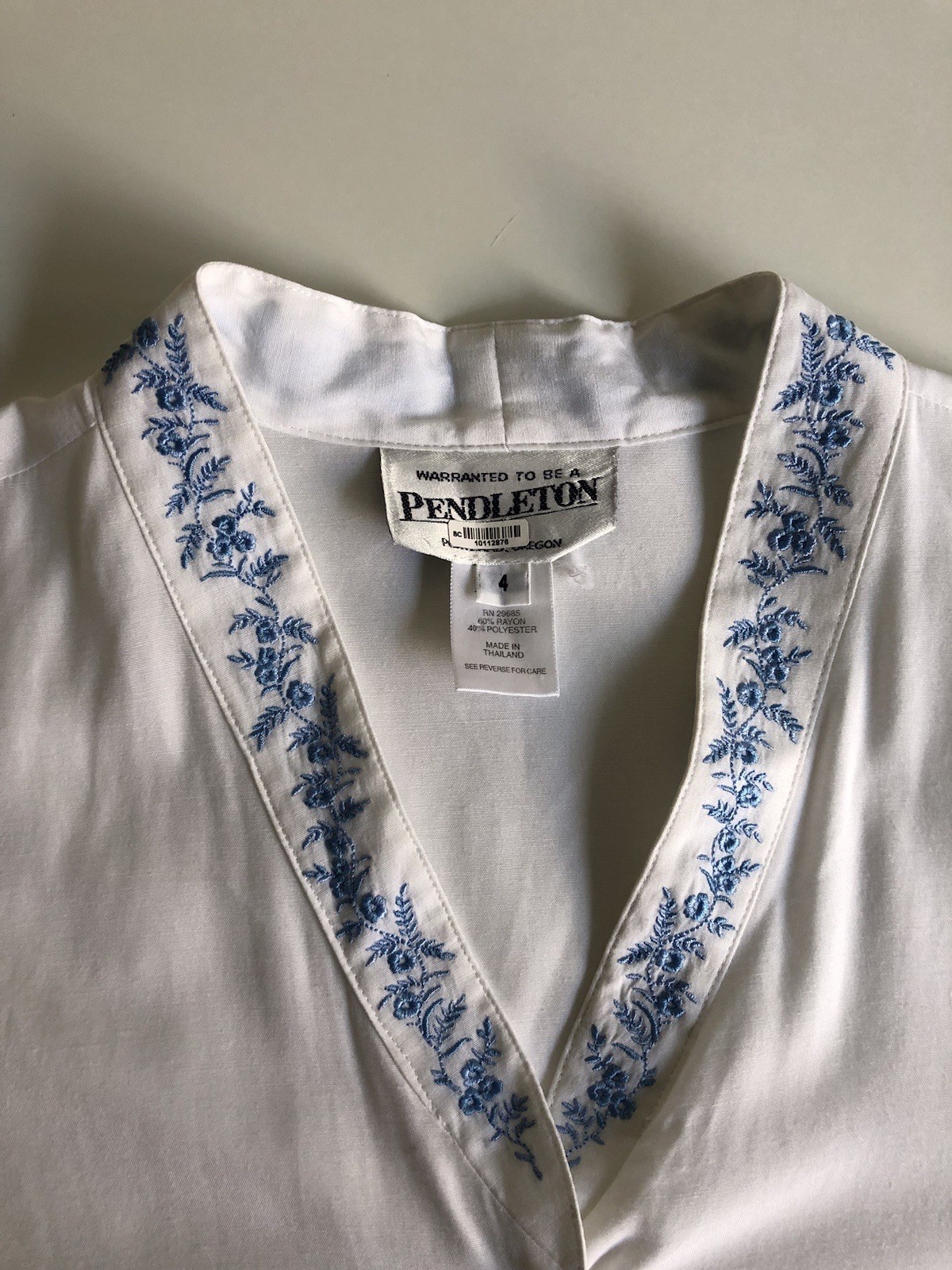 Pendleton Button-Front Embroidered Blouse Size: 4 - image 6
