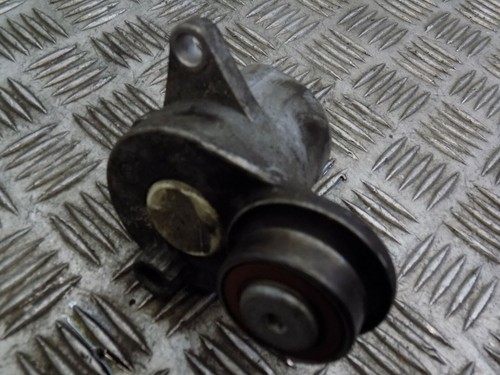 Mercedes C-Klasse W204  Riemenspanner Spannrolle Spannvorrichtung A6512001370