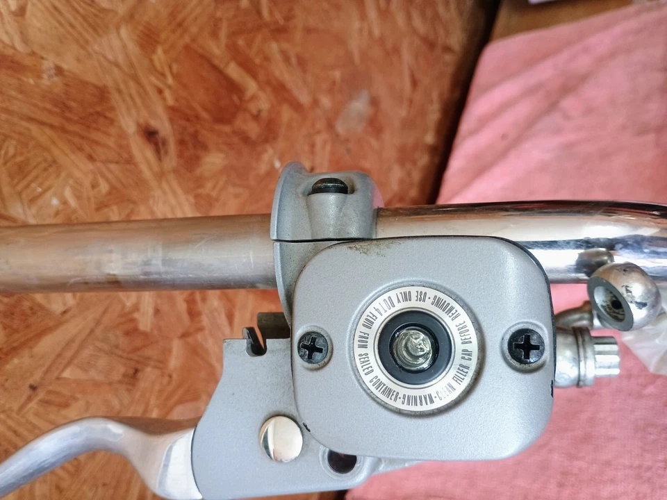 🏍Manillar y elevador basculante Softail 2009-2011 OEM Harley-Davidson 56024-08🏍 Foto 4 de 4