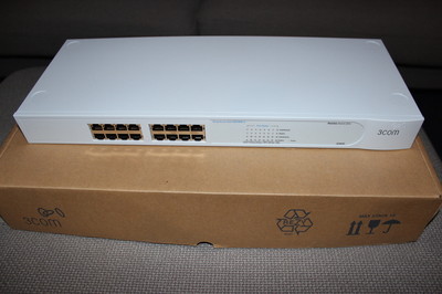 3Com Baseline 3C16470 16-Ports Rack Mountable Switch 10/100 Mbps