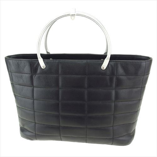 Borsa piccola - Pelle di agnello \u0026 metallo effetto dorato — Moda | CHANEL