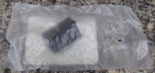 HONDA Genuine Parts FUEL TANK RUBBER 17516-MV9-900 OEM NOS cbr600f f2 - Picture 2 of 2