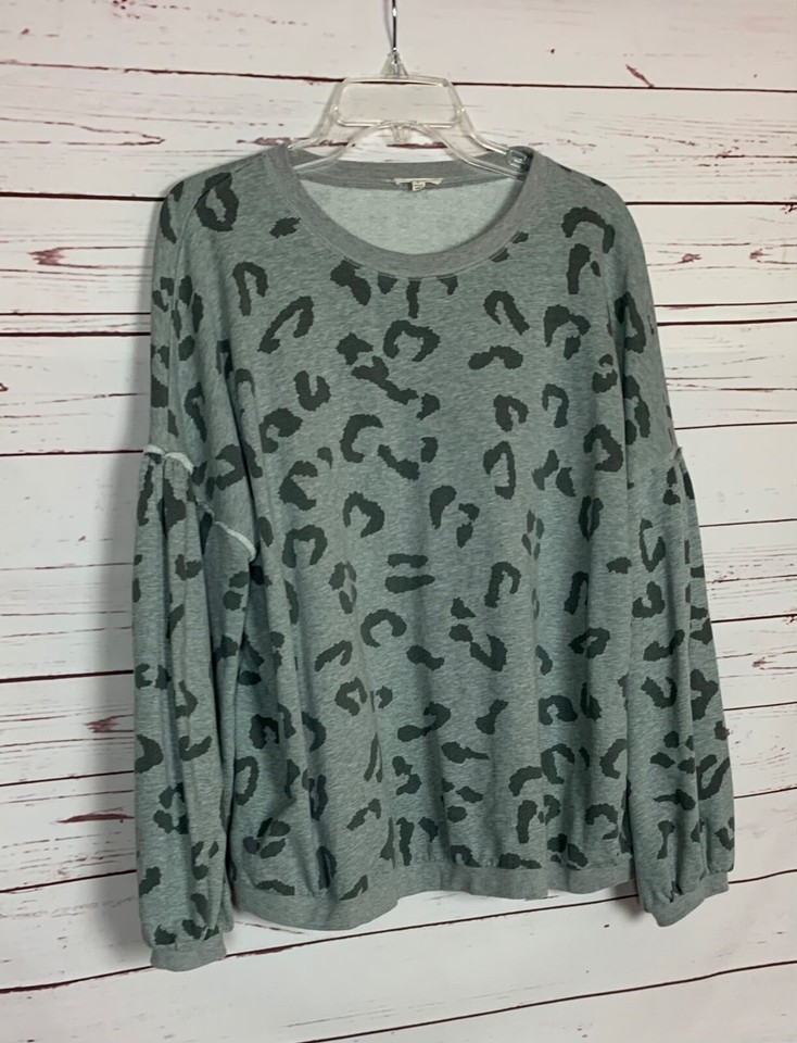 Easel Boutique Women's L Large Gray Animal Print Cute Sweatshirt Top