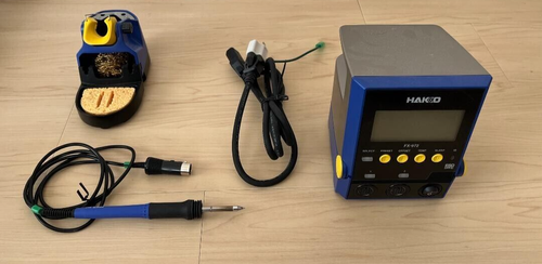 MINT - Hakko FX972-81 Dual Port Soldering Station - Picture 2 of 2