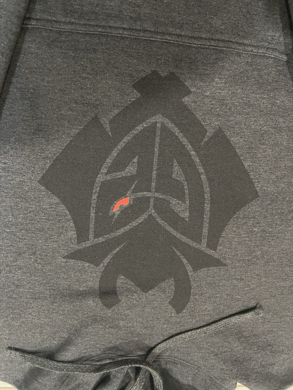Picture 2 of 2