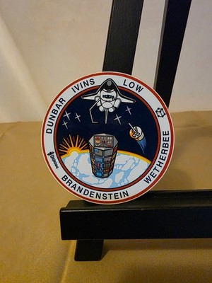 NASA SPACE SHUTTLE STS-32 Crew Patch Sticker - 3 1/2 inches