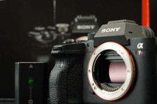 Sony A7R IV ILCE-7RM4 digital camera English OK -129937 cuts- US STOCK #11856