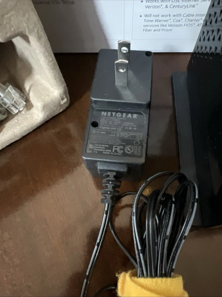 NETGEAR DM200-100NAS DSL VDSL High Speed Broadband Modem - Image 3 of 3