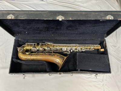 VINTAGE BUESCHER TENOR SAXOPHONE BODY + CASE
