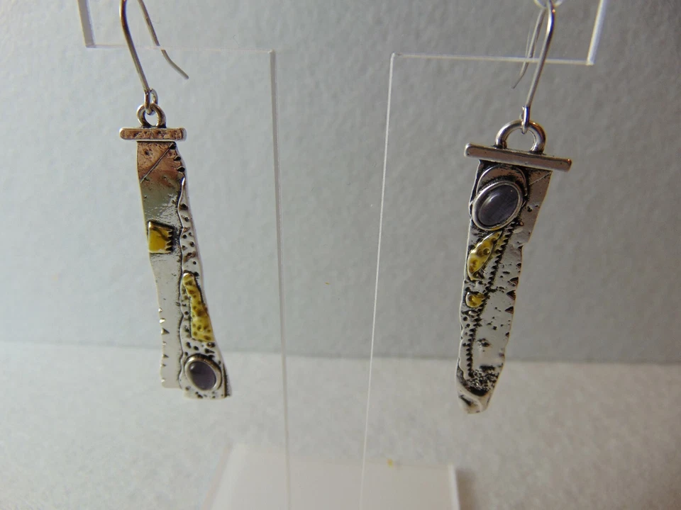 ORECCHINI DONNA PENDENTI STILE ETNICO IN METALLI MISTI CON PIETRA VIOLA OVALE - Immagine 3 di 4