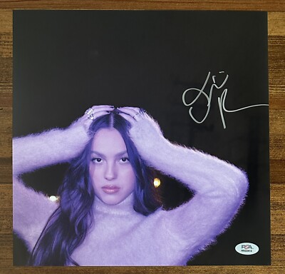 Olivia Rodrigo GUTS Exclusive White Vinyl LP & Signed Picture