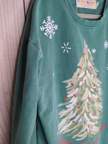 Dot Dot Smile Size 8/10 Merry Christmas Tree Holiday Pullover Sweatshirt Green - Picture 3 of 6