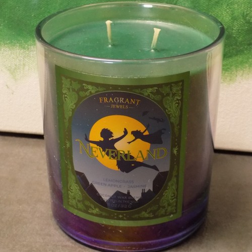 Fragrant Jewels Candle 11 oz 2 wick NEVERLAND with Ring size 7 - Picture 1 of 5