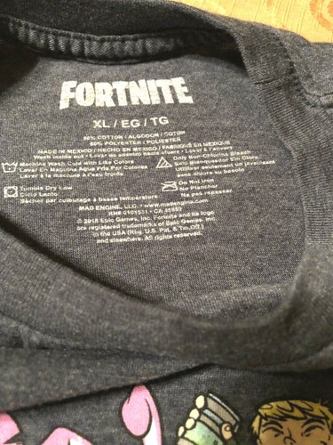 Mens Fortnite Gray SS T-Shirt sz. XL Characters Costumes Colorful Gaming - Picture 3 of 3