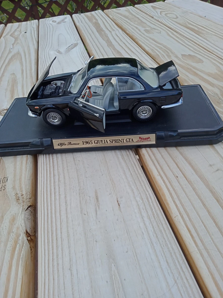 Road Signature Alfa Romeo Diecast & Toy 1:18 for sale | eBay