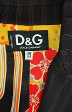 Blazer Dolce & Gabbana vintage con motivo floreale fiori di ciliegio giapponesi.