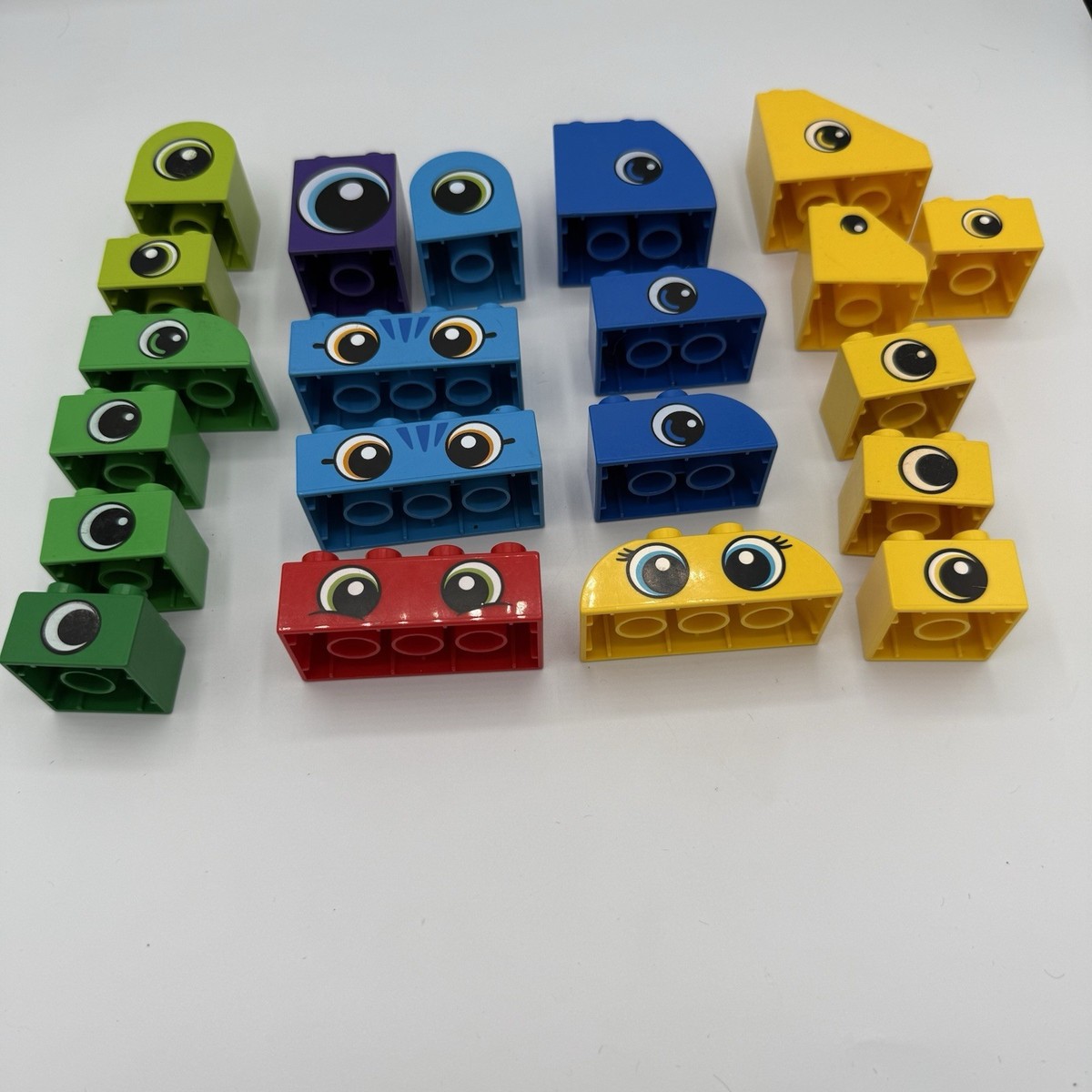 Duplo Lego Lot Of Eye Blocks 21 Yellow Green Blue Red Purple Mixed