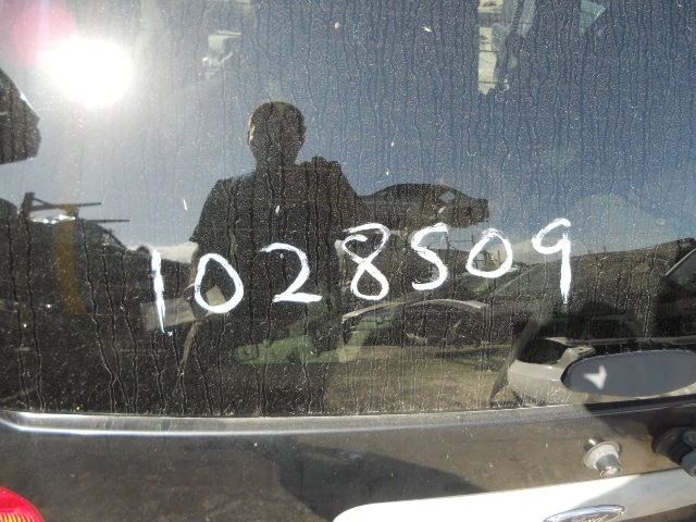 Brazo limpiaparabrisas conductor lado izquierdo Ford Explorer Sport 2001 Foto 3 de 4