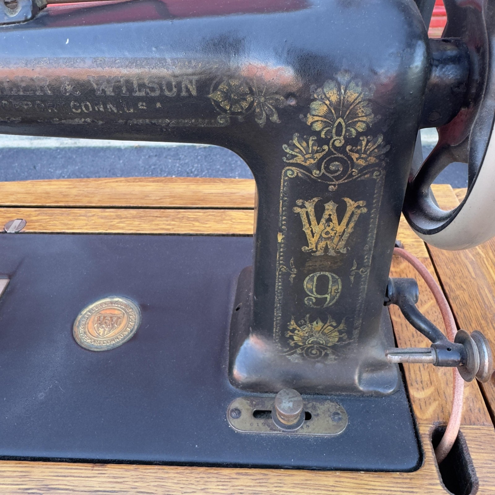 Vintage Wheeler & Wilson No. 9 Treadle Sewing Machine Oak Cabinet USA Bridgeport