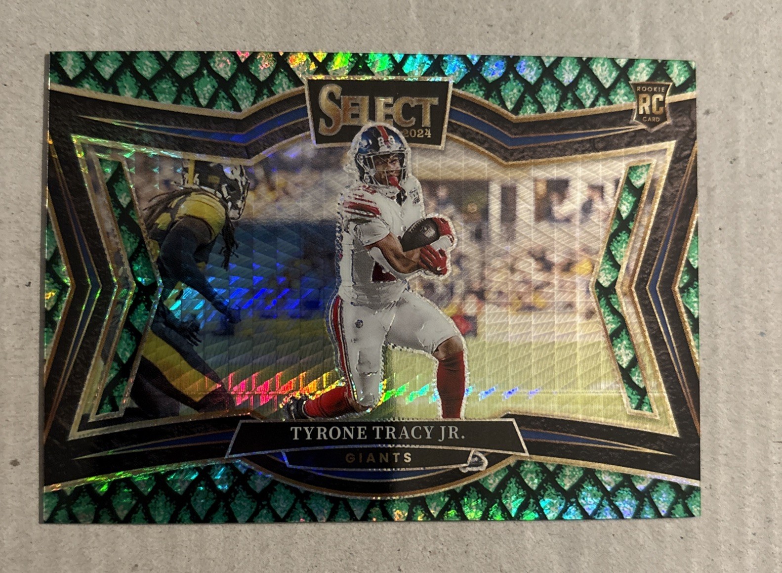 2024 Tyrone Tracy Jr Select Dragon Scale Field Level Prizm /70 New York Giants