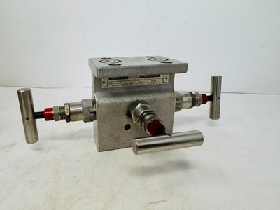 Century Valve CM103-1F49-C-T Three Manifold Valve 316SS 6000 PSIG @ 100F