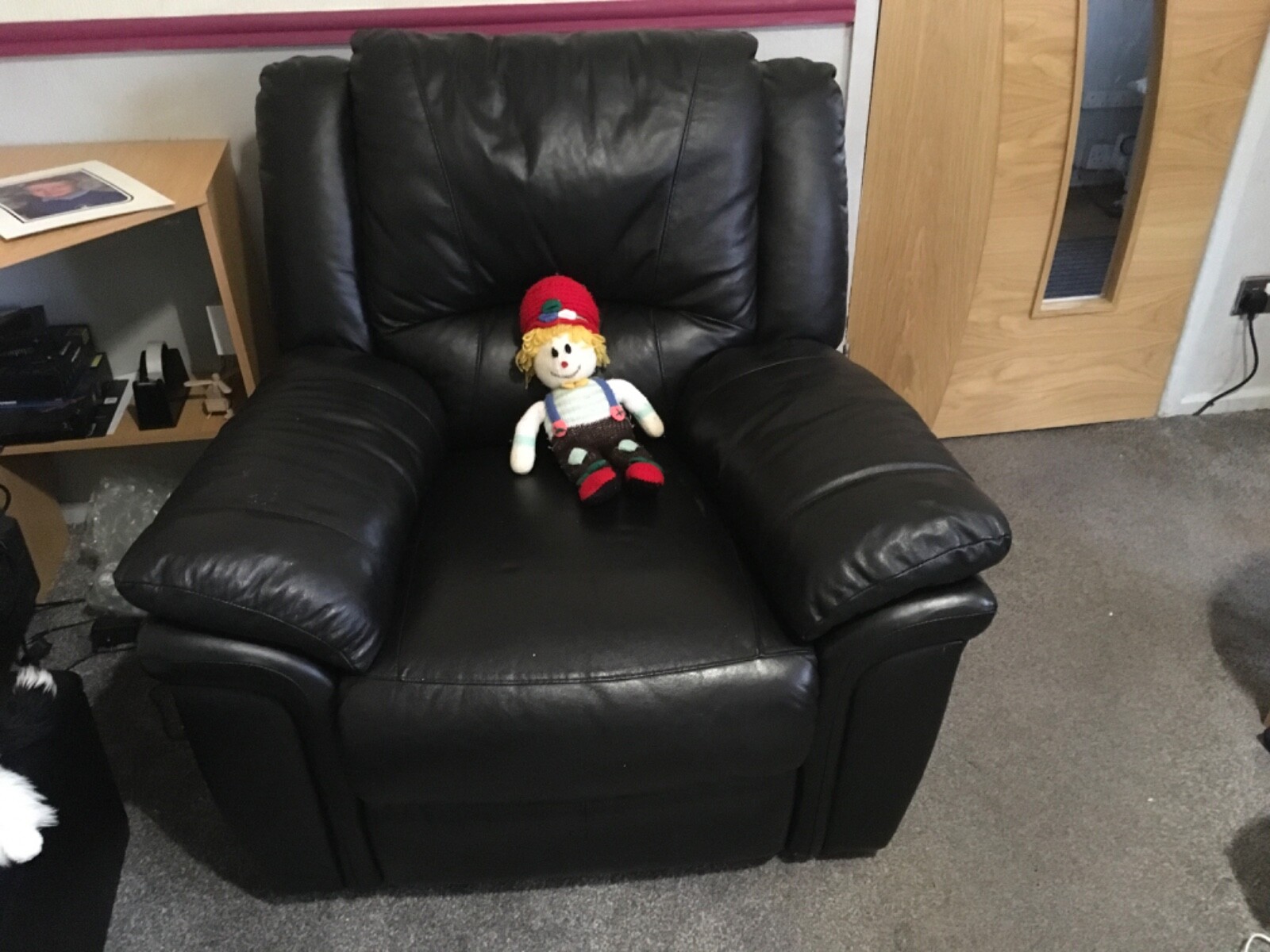 Manual black leather recliner chair eBay