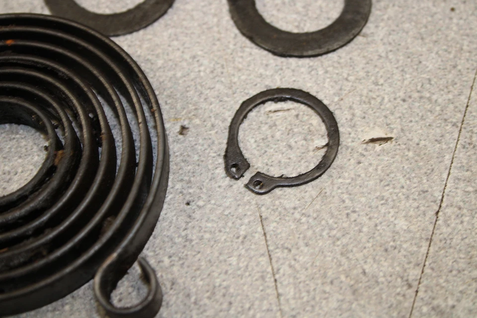 Honda Dream Touring 305 CA77 1965 muelle de arranque T13-4676.Uy Foto 3 de 4