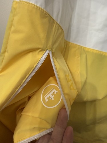 Peter Millar Mens size M Crown Cape Yacht Club Vest Sailing Vest Blue yellow NWT - Picture 11 of 15